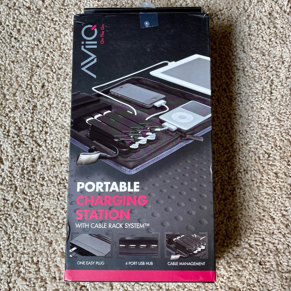 AViiQ Portable Charging Station w/ Cable Rack System (black leather)